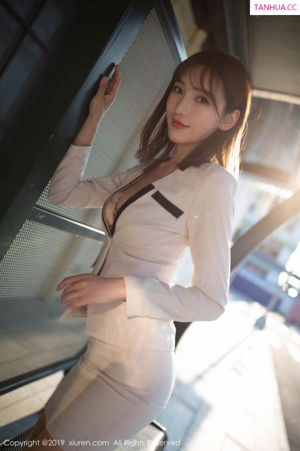 陆萱萱  [XIUREN]高清写真图 2019.11.07 陆萱萱第2张图片